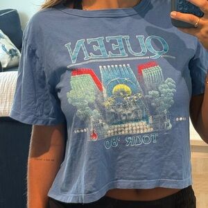 Queen Blue Graphic Women's Band Tee